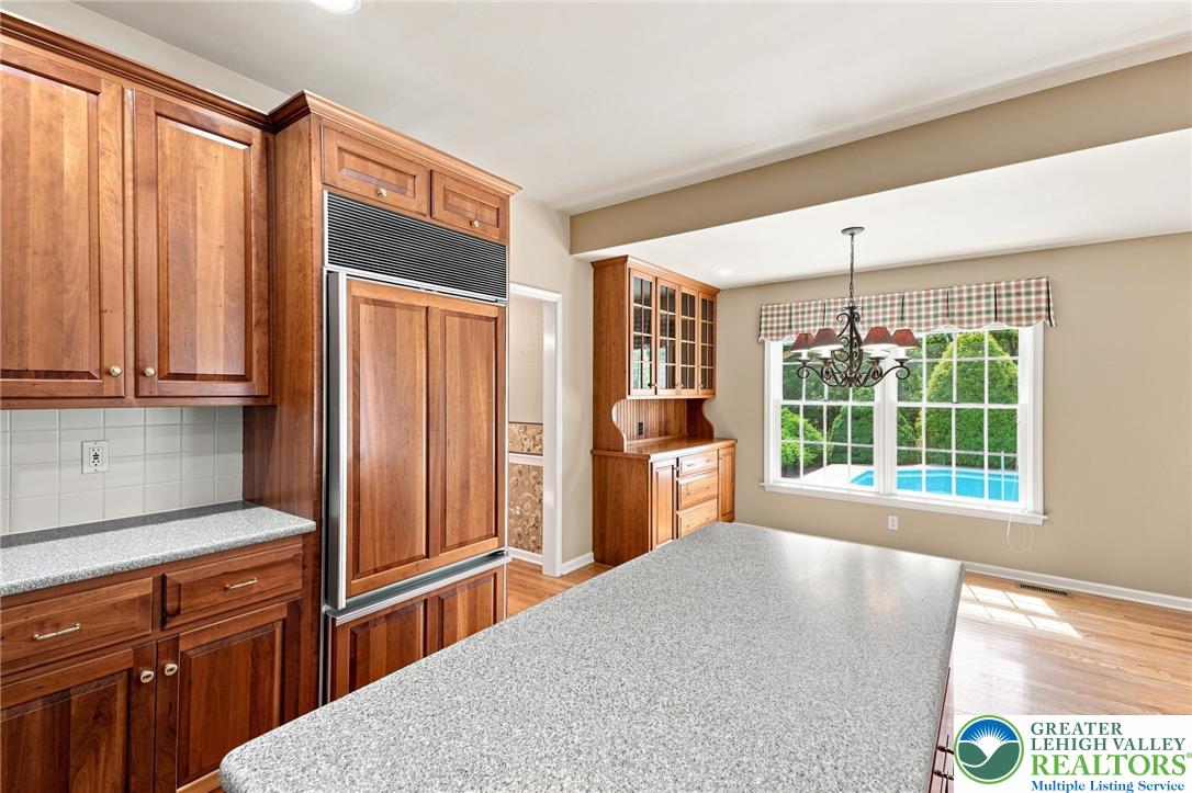 1572 Surrey Road