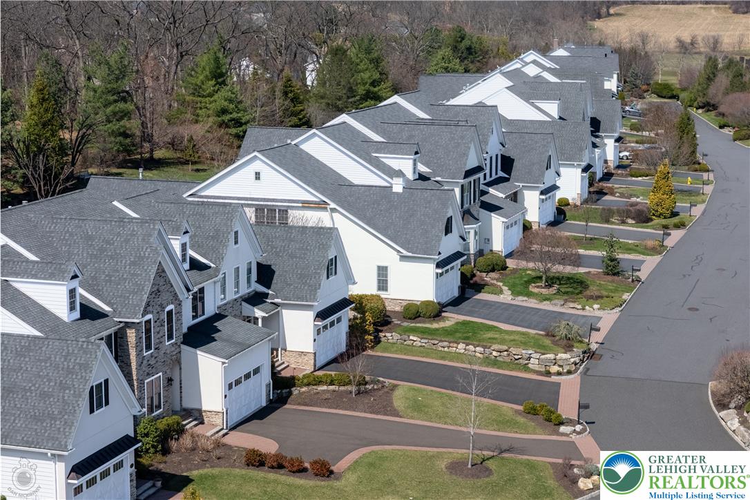 1970 Carriage Knoll Drive