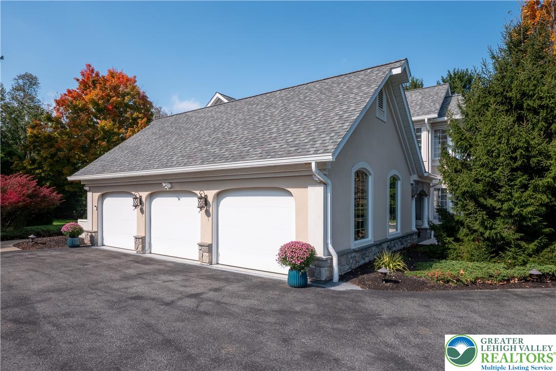 1751 Deer Run Road