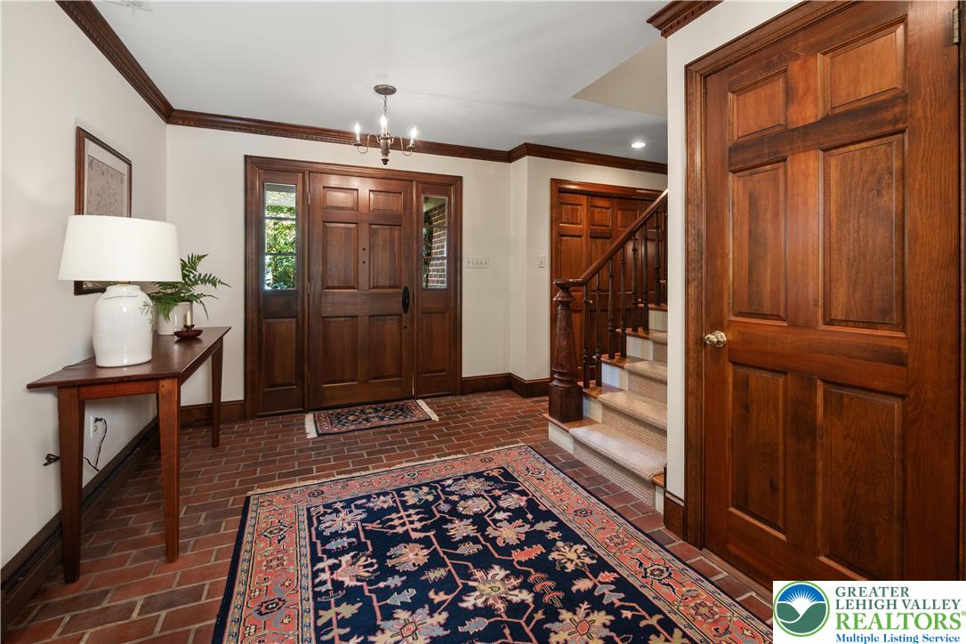 1814 Woodhaven Drive