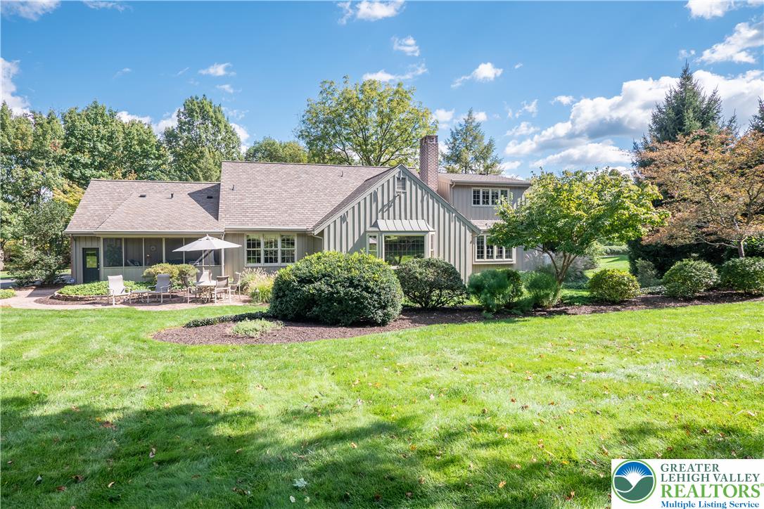 1814 Woodhaven Drive