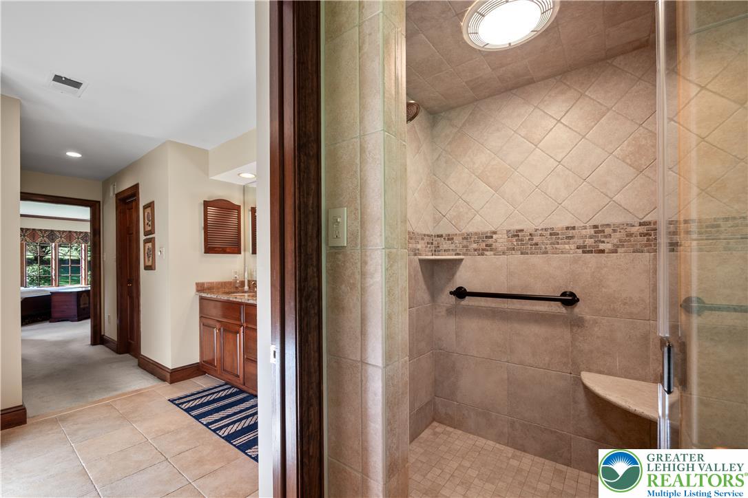 1814 Woodhaven Drive