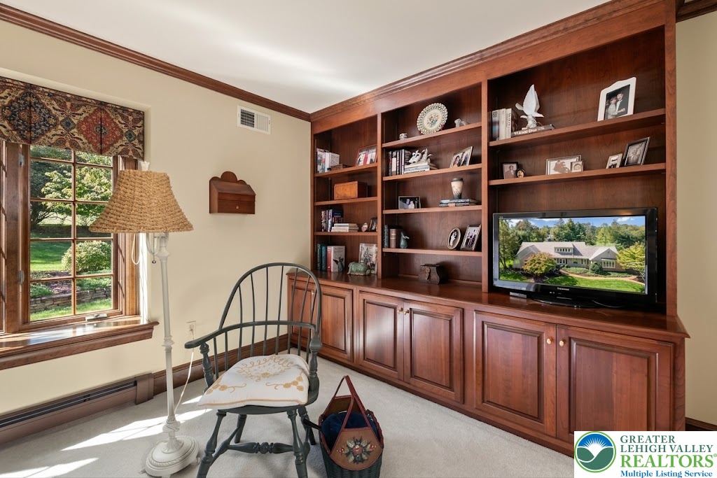 1814 Woodhaven Drive