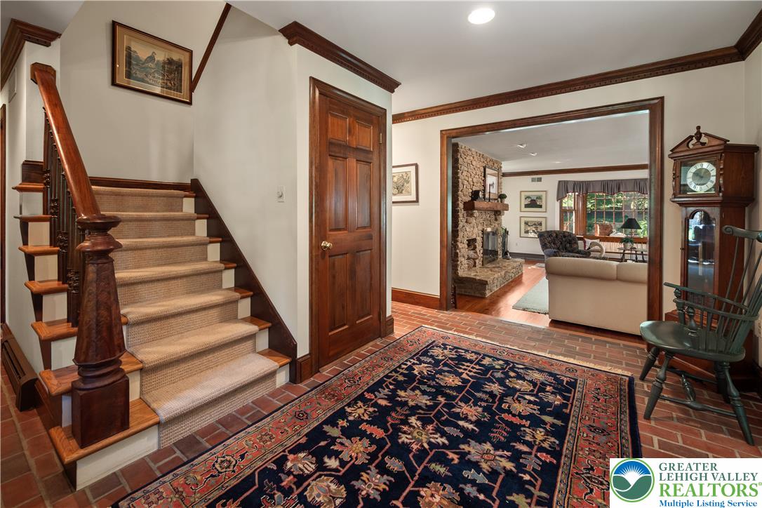1814 Woodhaven Drive