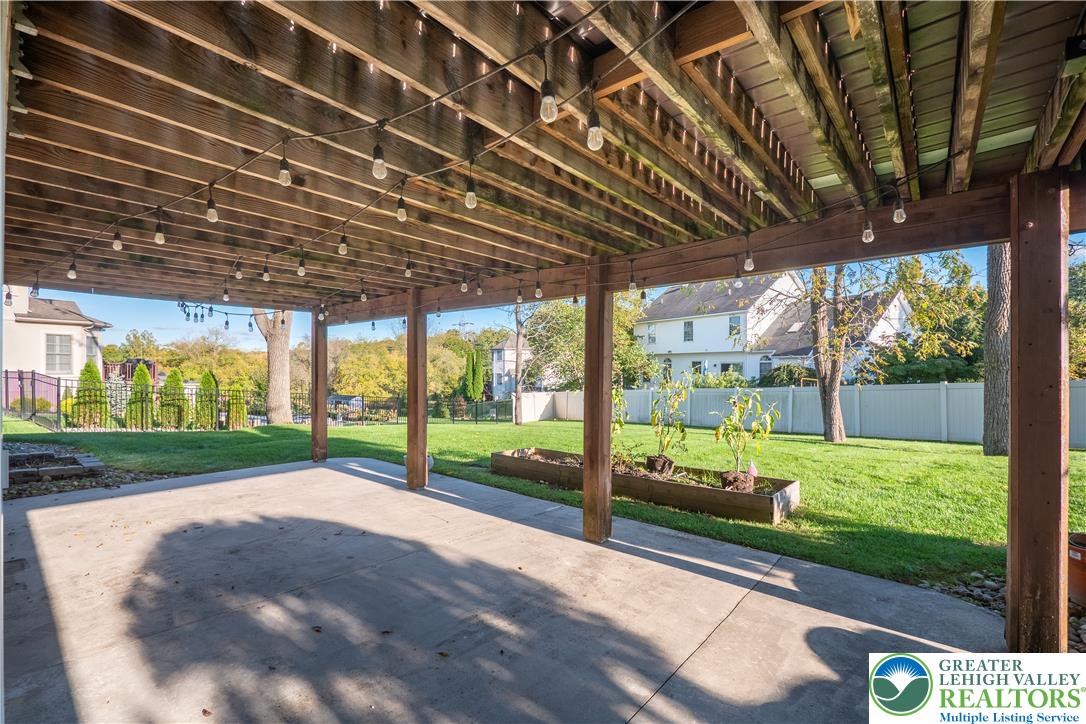 88 Crest Boulevard