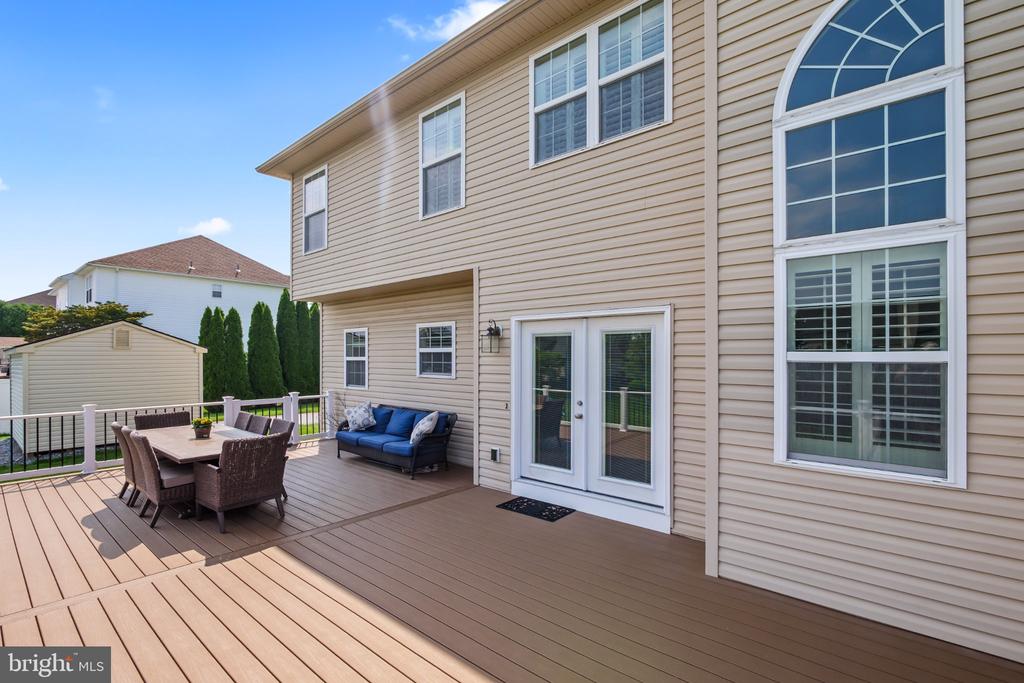 2305 MADEIRA DRIVE