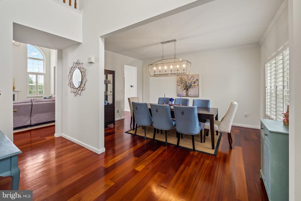 2305 MADEIRA DRIVE
