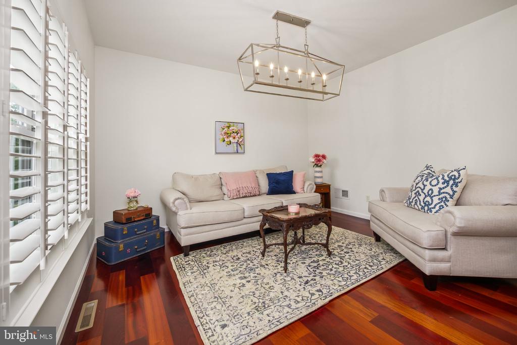 2305 MADEIRA DRIVE