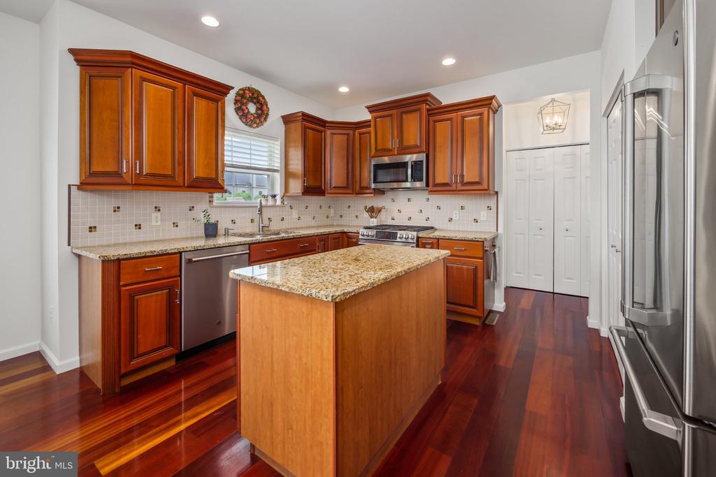 2305 MADEIRA DRIVE