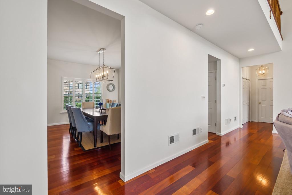 2305 MADEIRA DRIVE