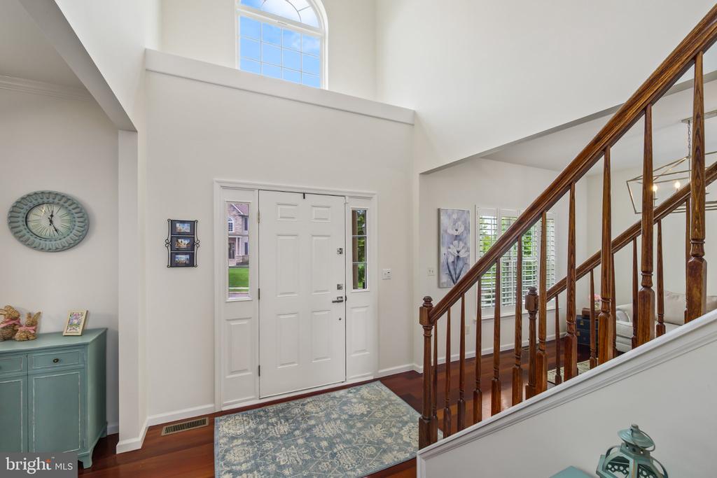 2305 MADEIRA DRIVE