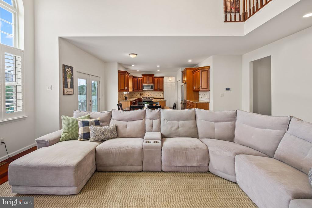 2305 MADEIRA DRIVE