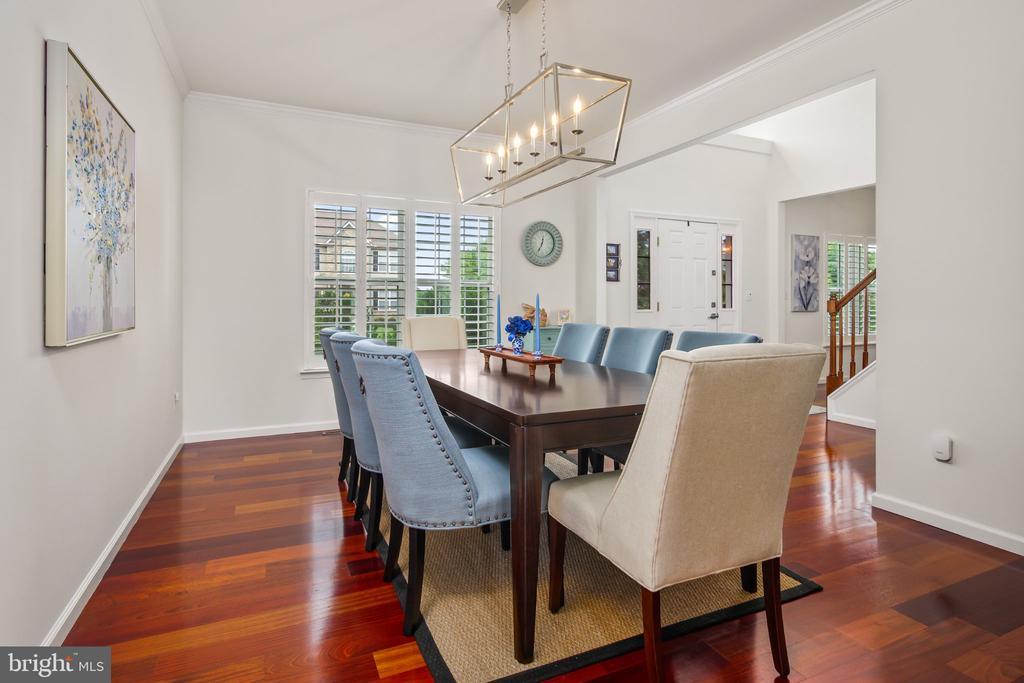 2305 MADEIRA DRIVE