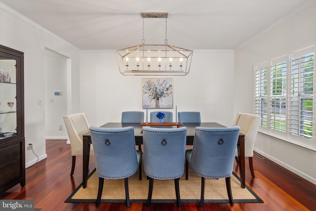 2305 MADEIRA DRIVE