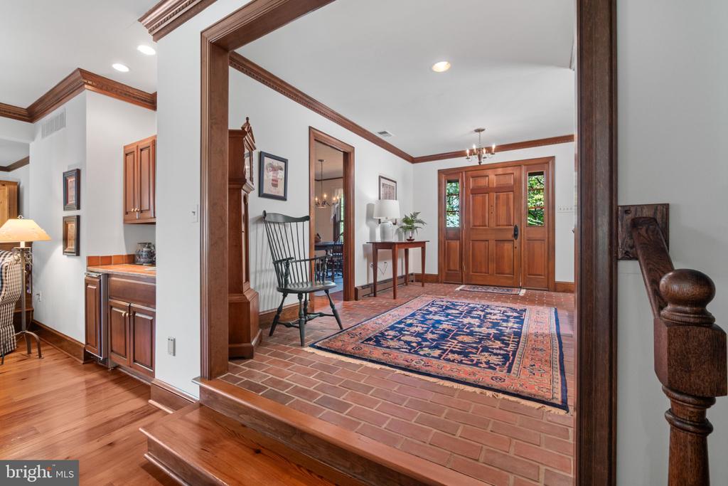 1814 WOODHAVEN DRIVE