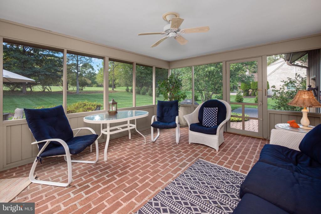 1814 WOODHAVEN DRIVE