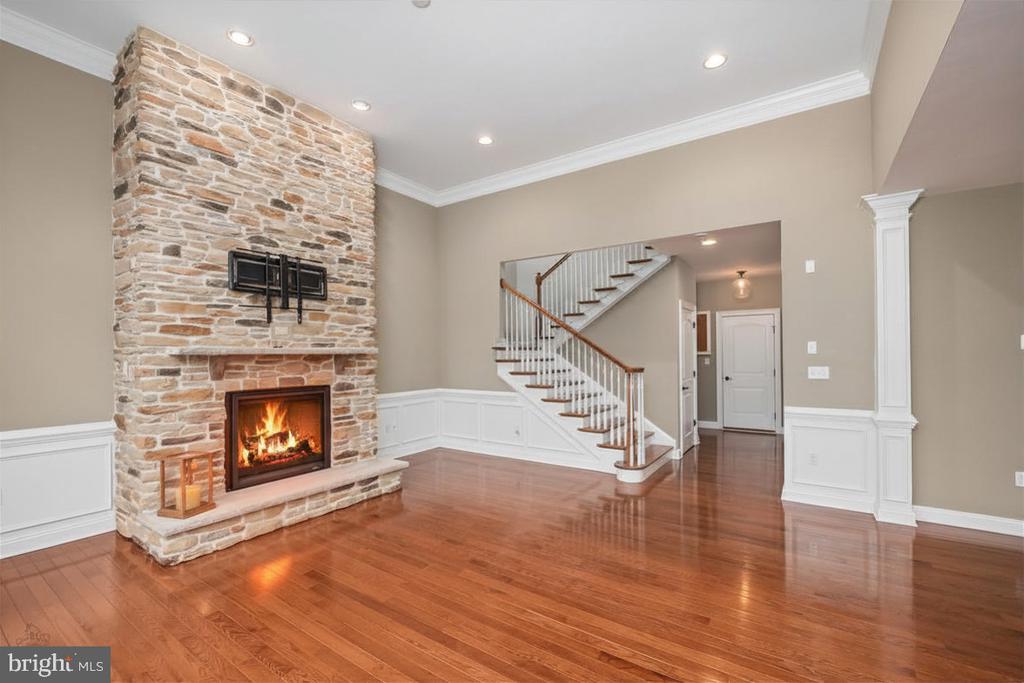 1970 CARRIAGE KNOLL DRIVE