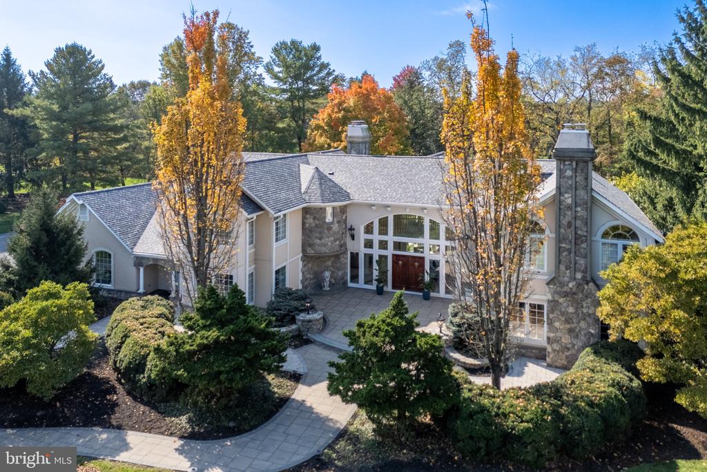 1751 Deer Run Road Bethlehem PA