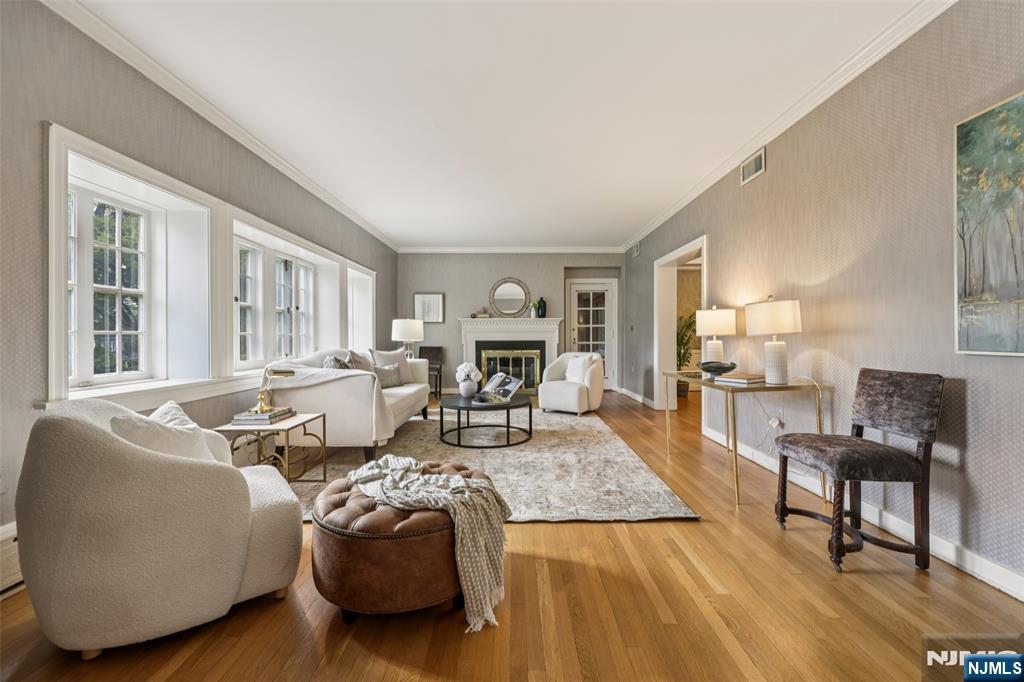 119 Sheridan Terrace