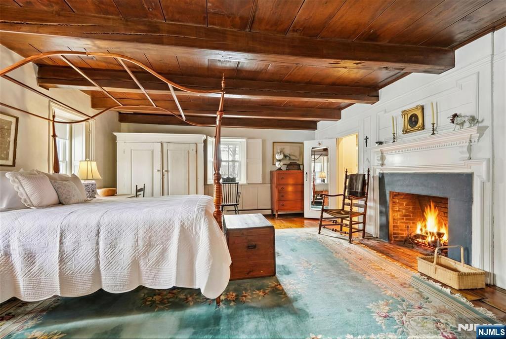 164 E Saddle River Road