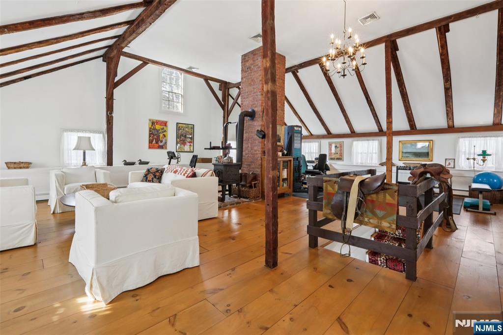 164 E Saddle River Road