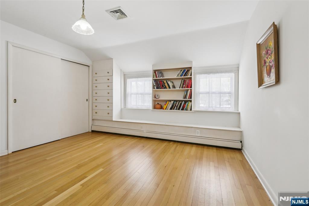 164 E Saddle River Road