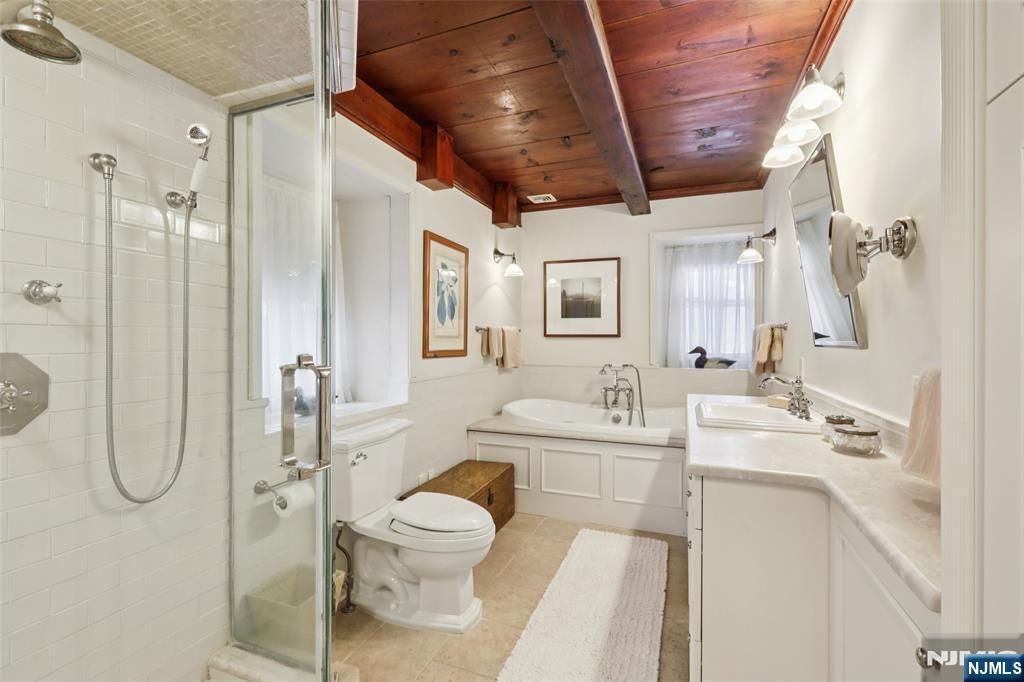 164 E Saddle River Road