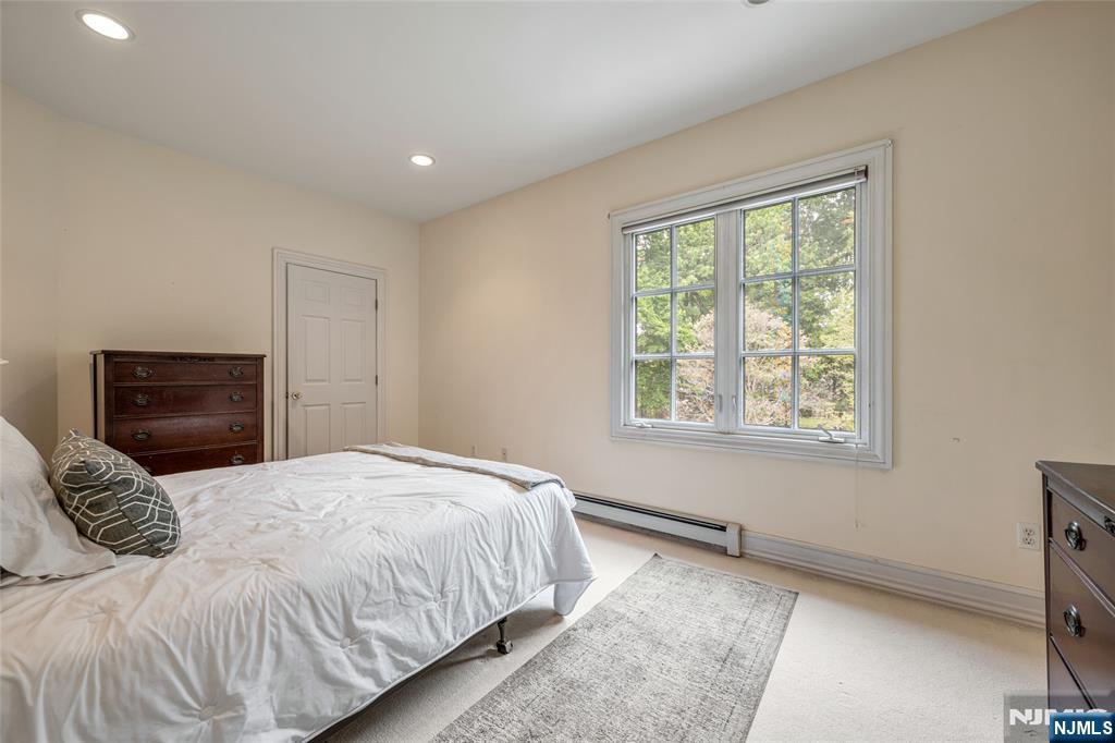 4 Hetzel Drive