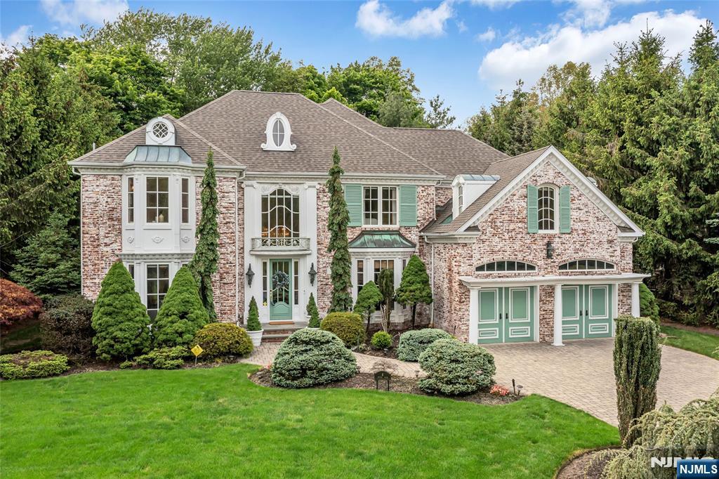 4 Hetzel Drive