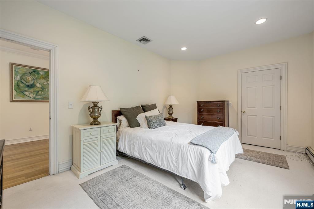 4 Hetzel Drive