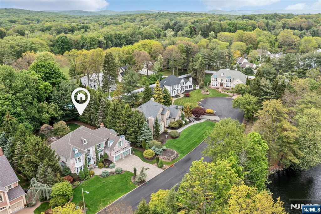 4 Hetzel Drive