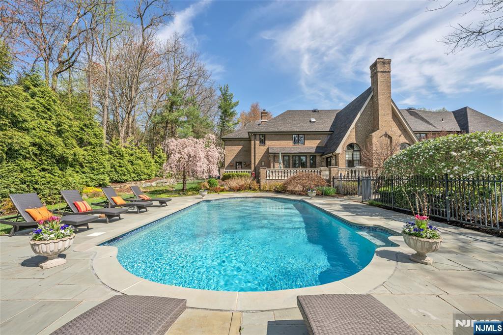 14 Eckert Farm Road