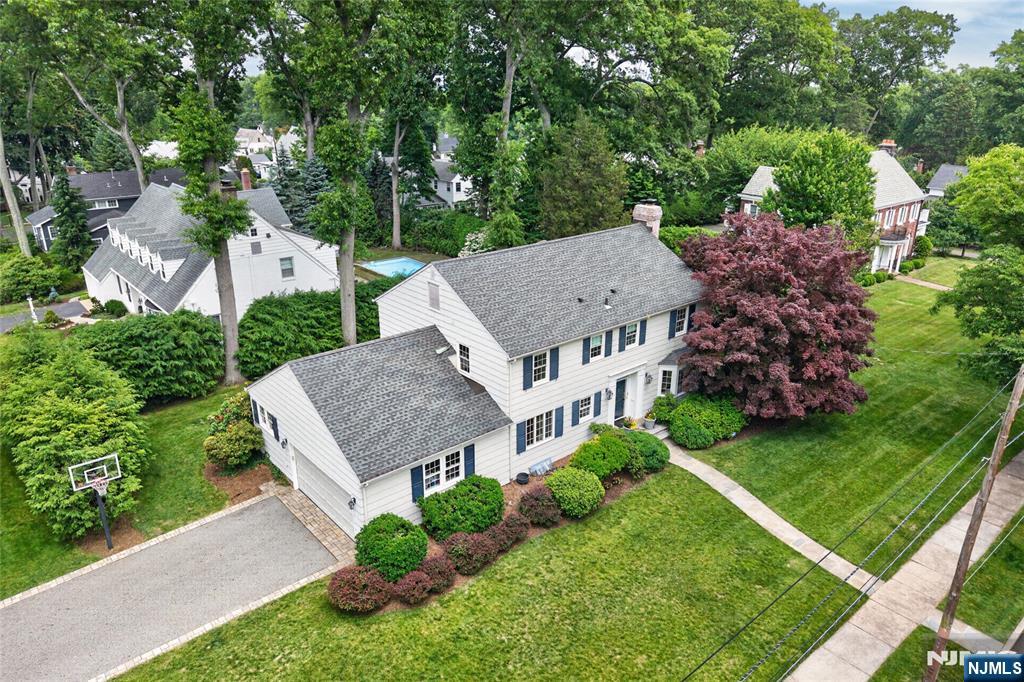 241 Avondale Road
