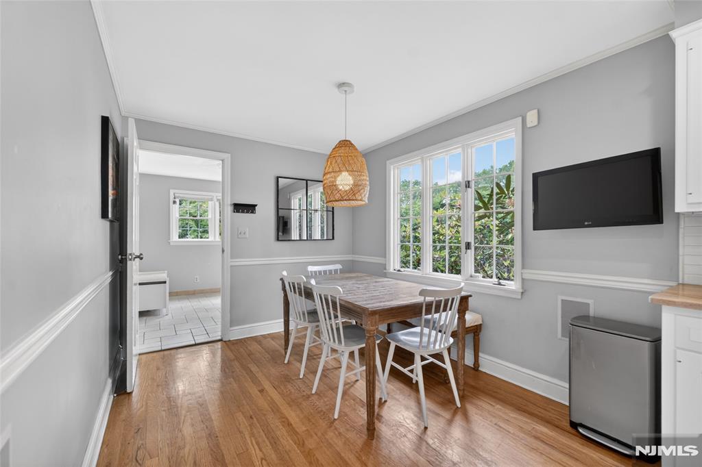 241 Avondale Road