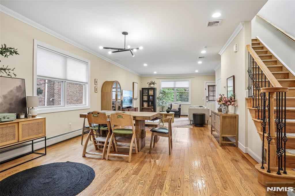174 Fort Lee Road B