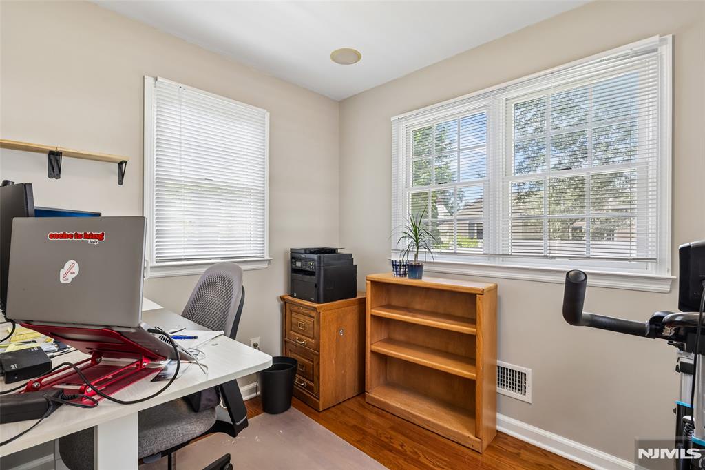 12-22 Sumner Place