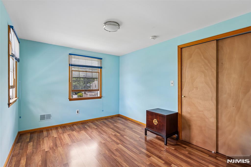 12-22 Sumner Place