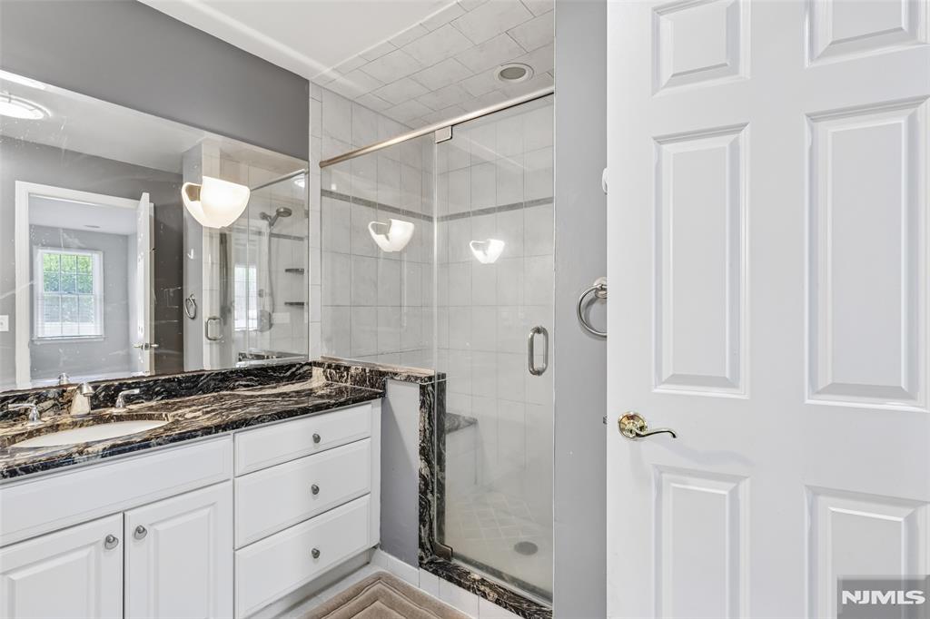 12-22 Sumner Place