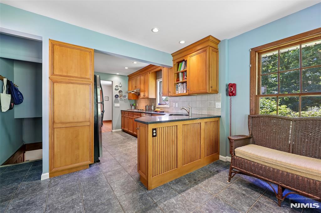 74 Woodland Road