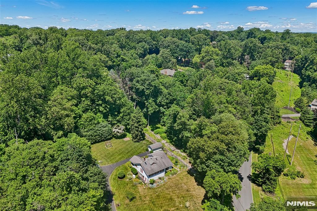 74 Woodland Road