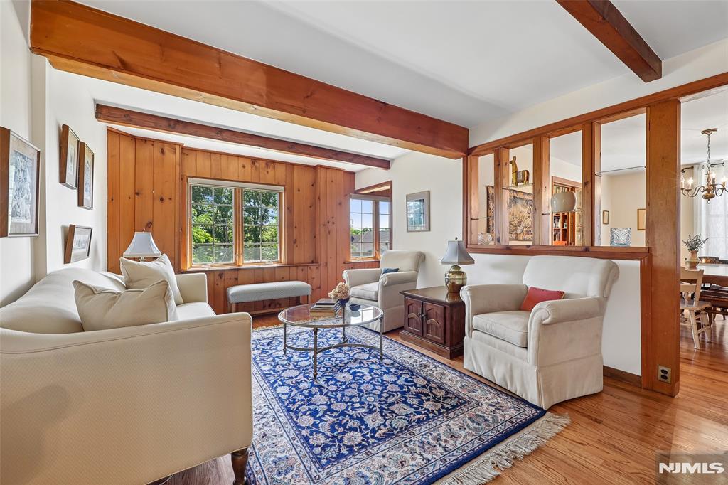 74 Woodland Road