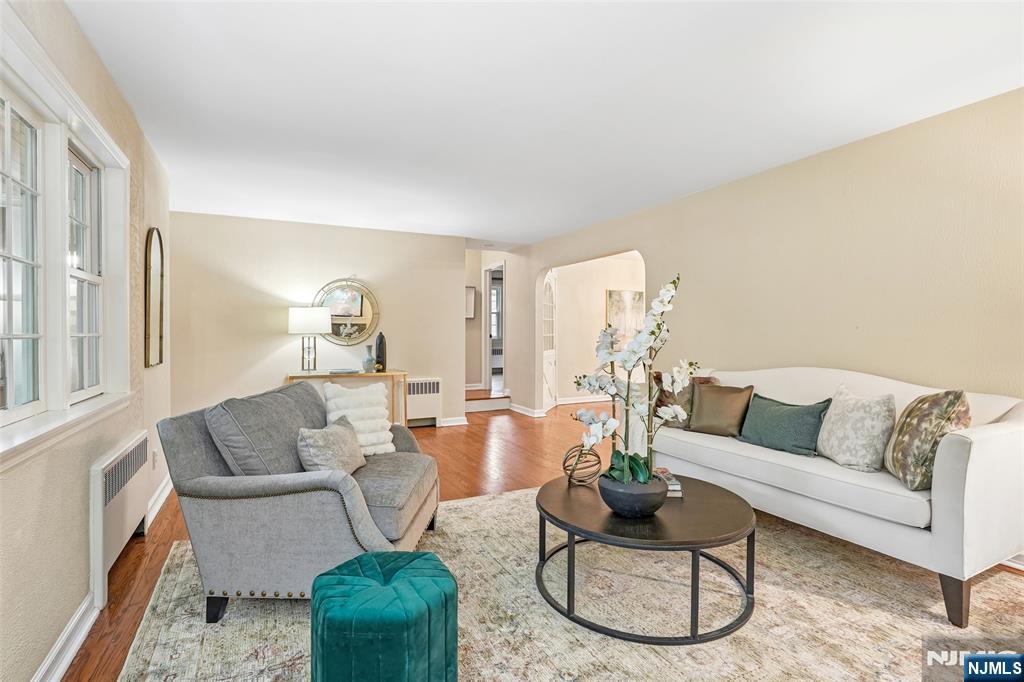 445 Alpine Terrace