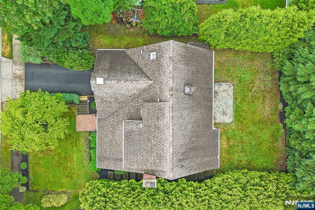 445 Alpine Terrace