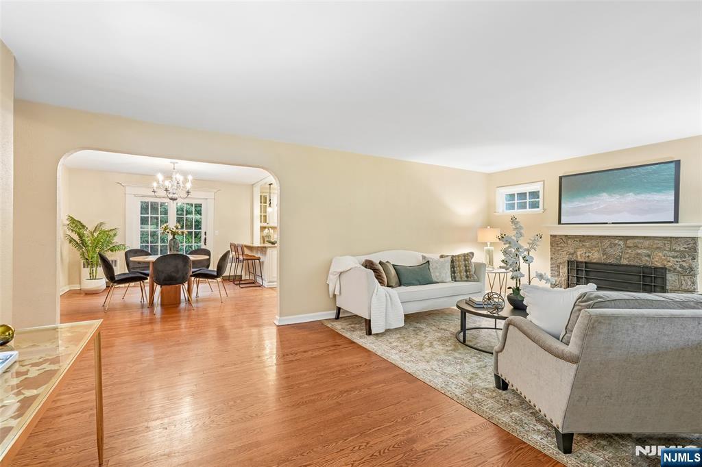 445 Alpine Terrace