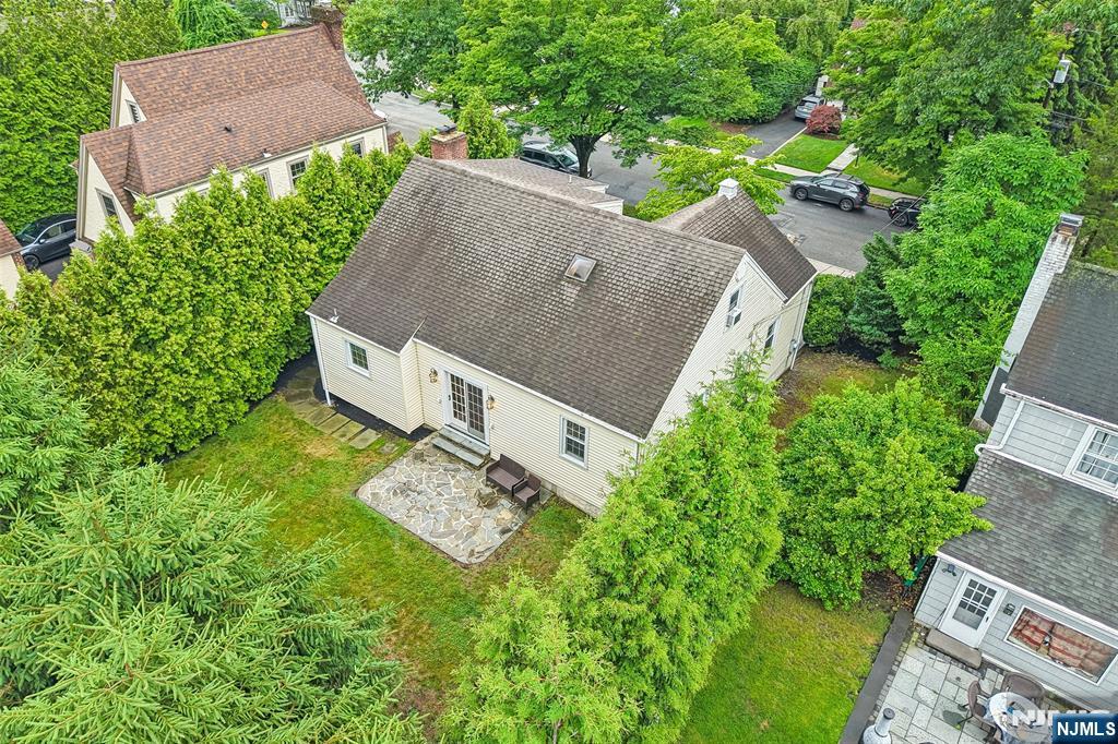 445 Alpine Terrace