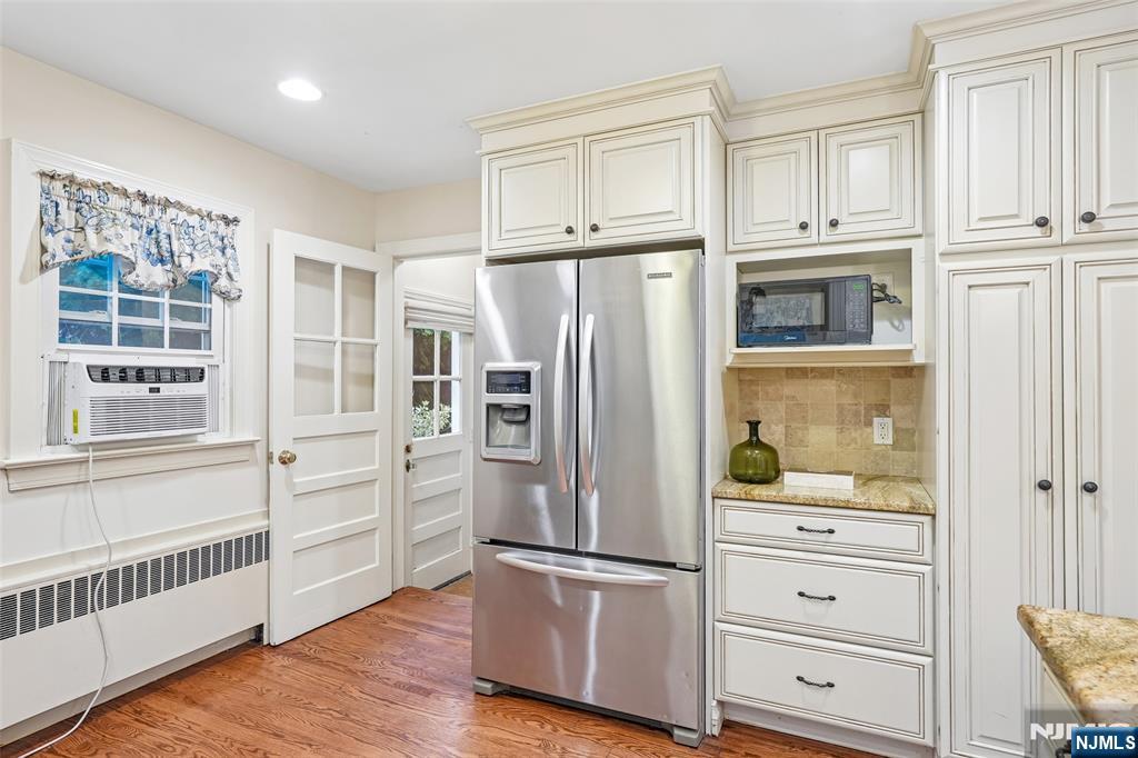 445 Alpine Terrace