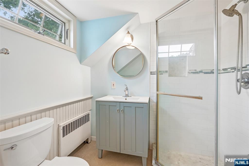 445 Alpine Terrace