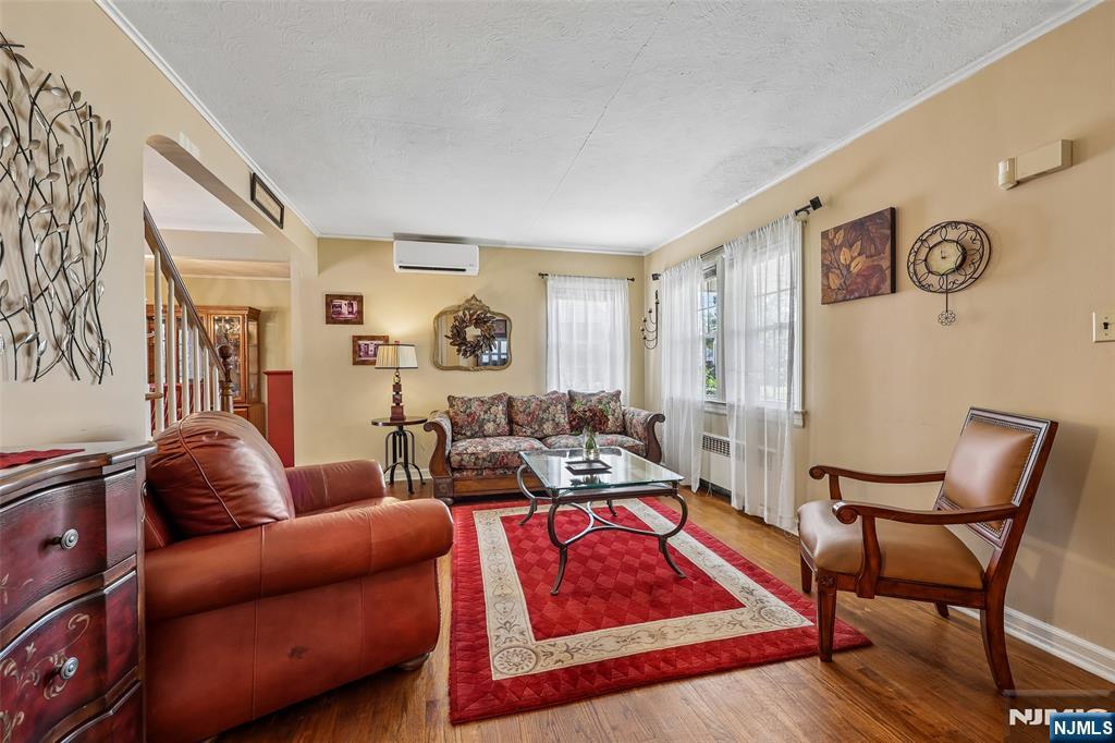 2-33 35th Street