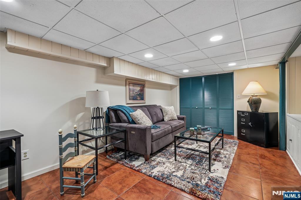 2-33 35th Street