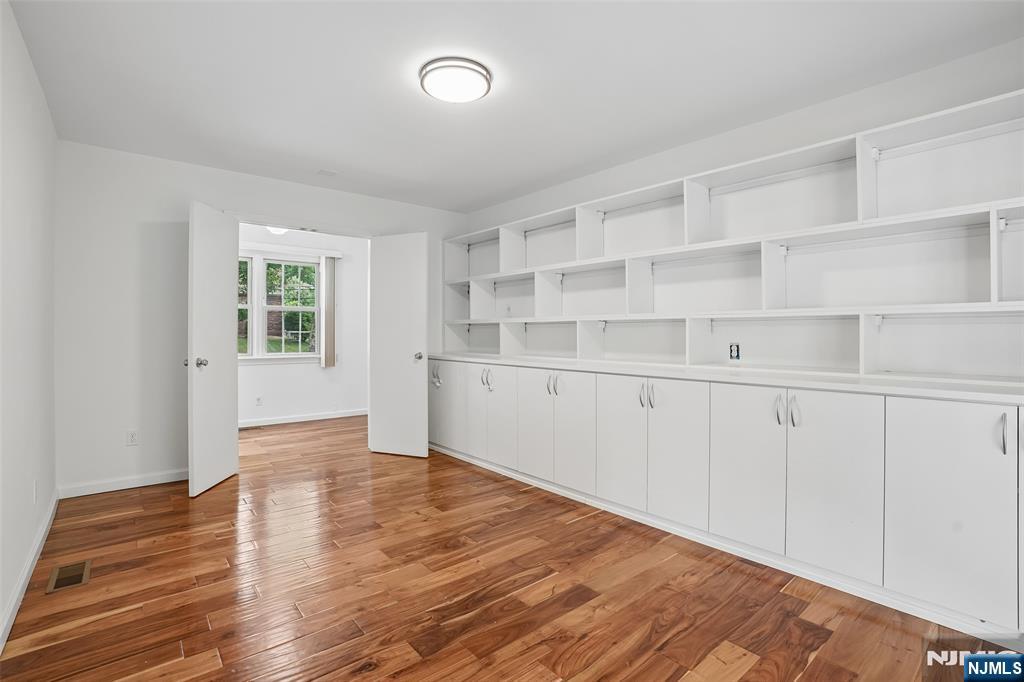 287 Buttonwood Drive